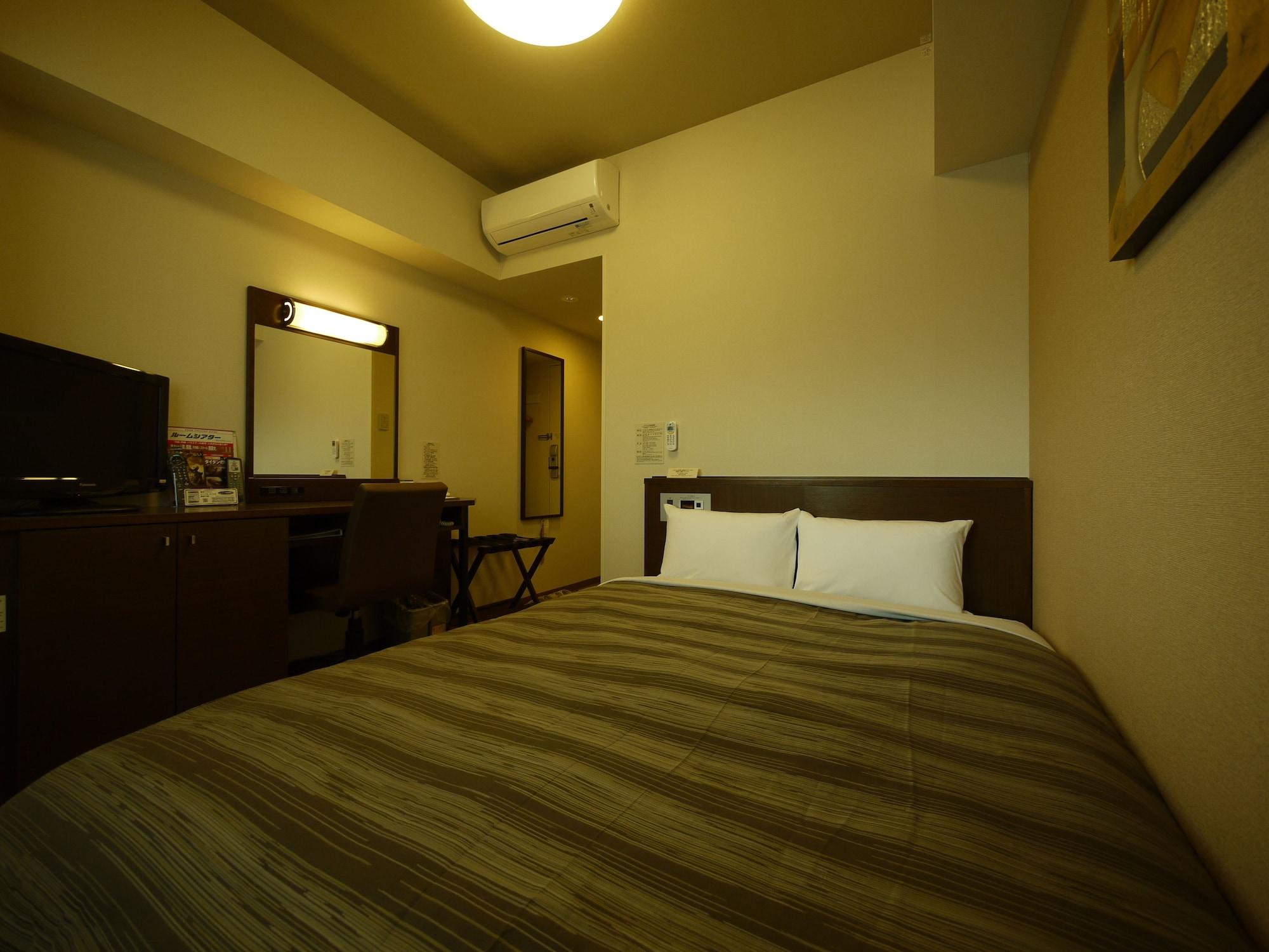 Hotel Route-Inn Uozu Dış mekan fotoğraf