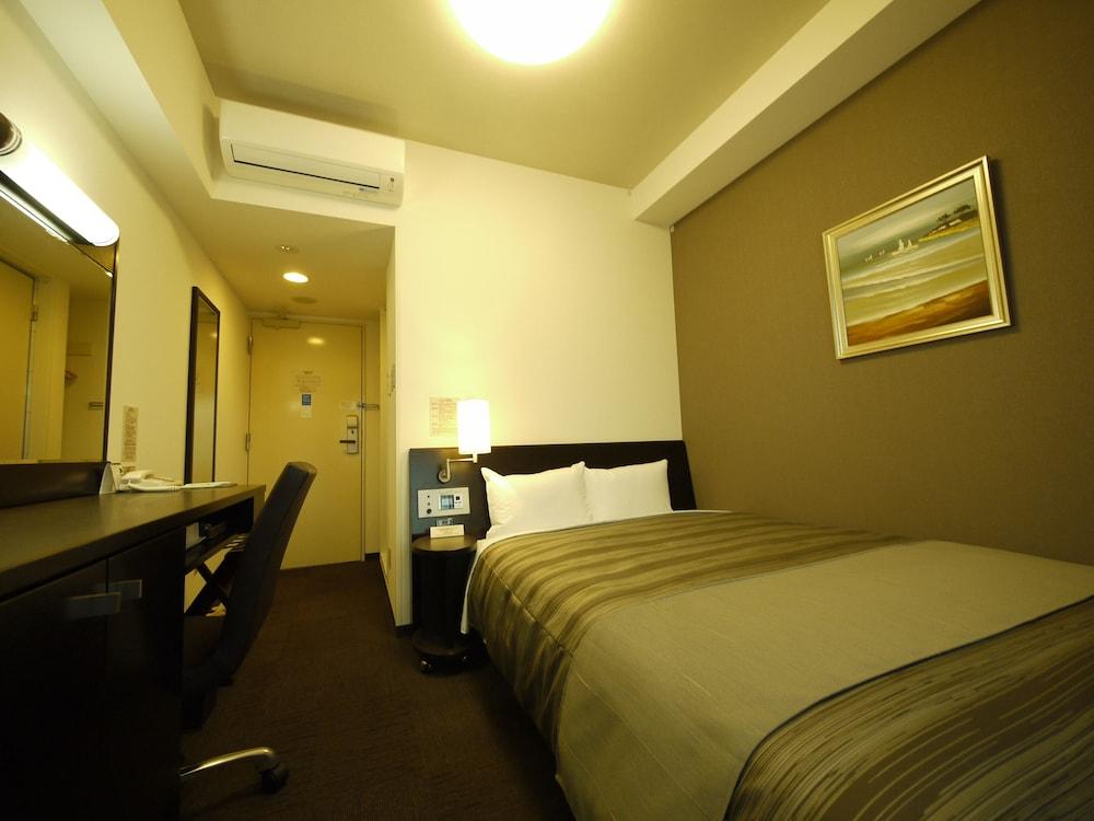 Hotel Route-Inn Uozu Dış mekan fotoğraf